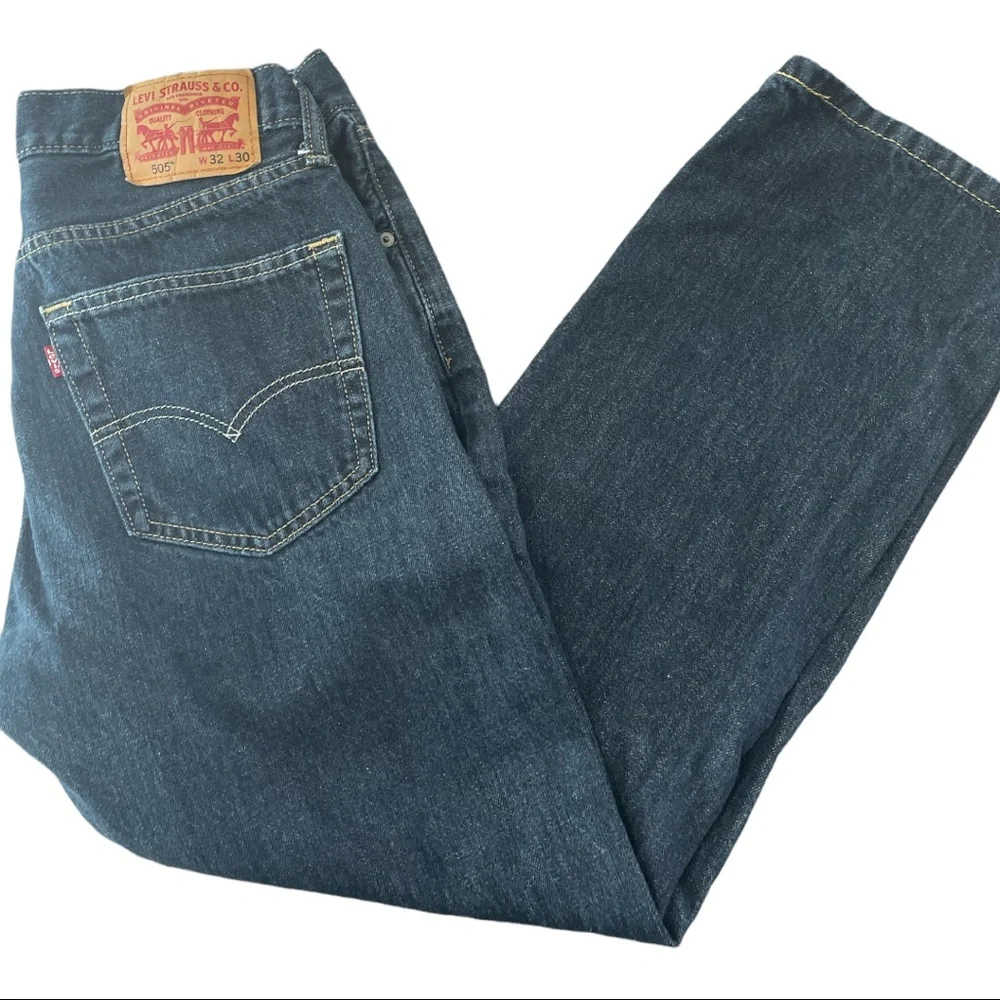 Levi’s 505 Regular Fit Size 32x30 EXCEPTIONAL condition! - Picture 4 of 4